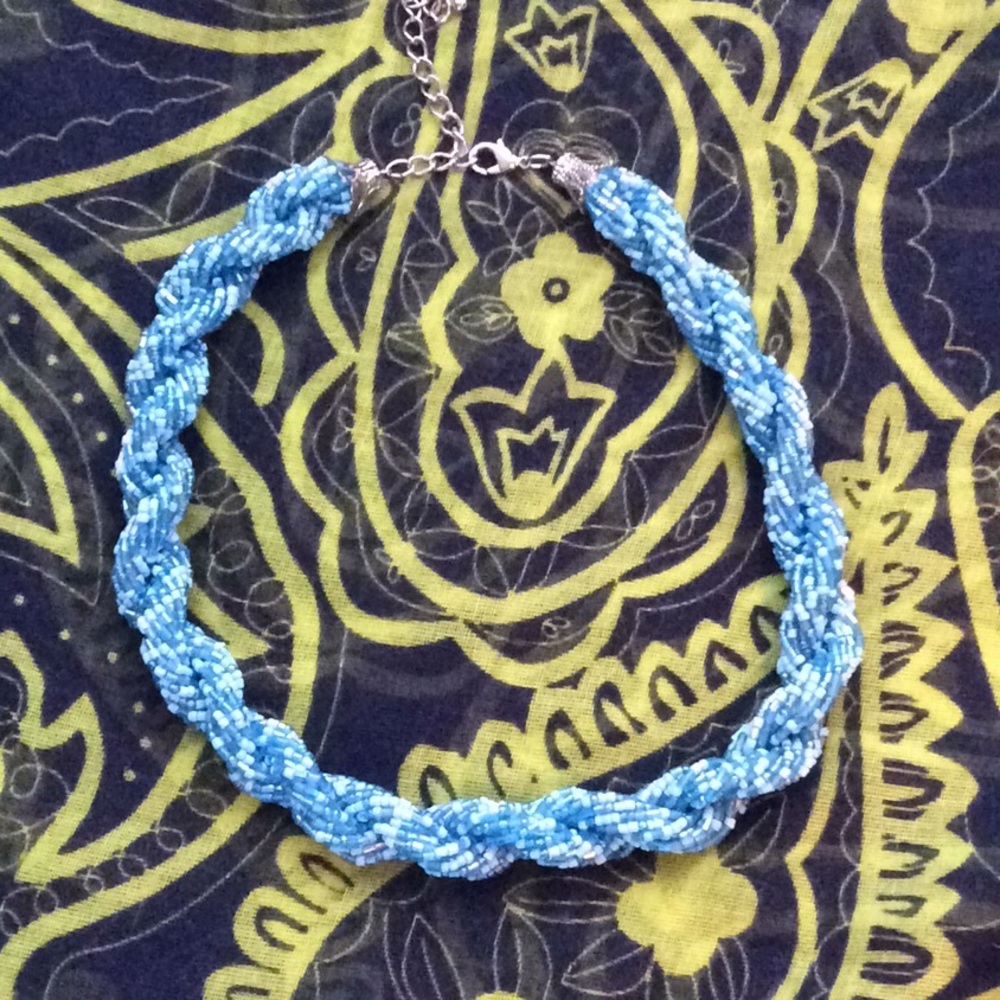 Beaded twist necklace